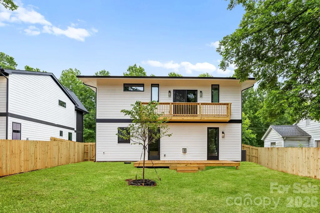 2757 Parkway Avenue Charlotte NC 28208