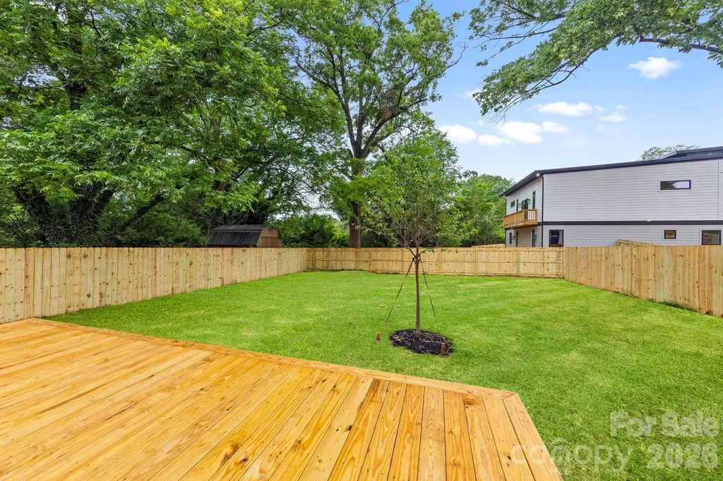 2757 Parkway Avenue Charlotte NC 28208