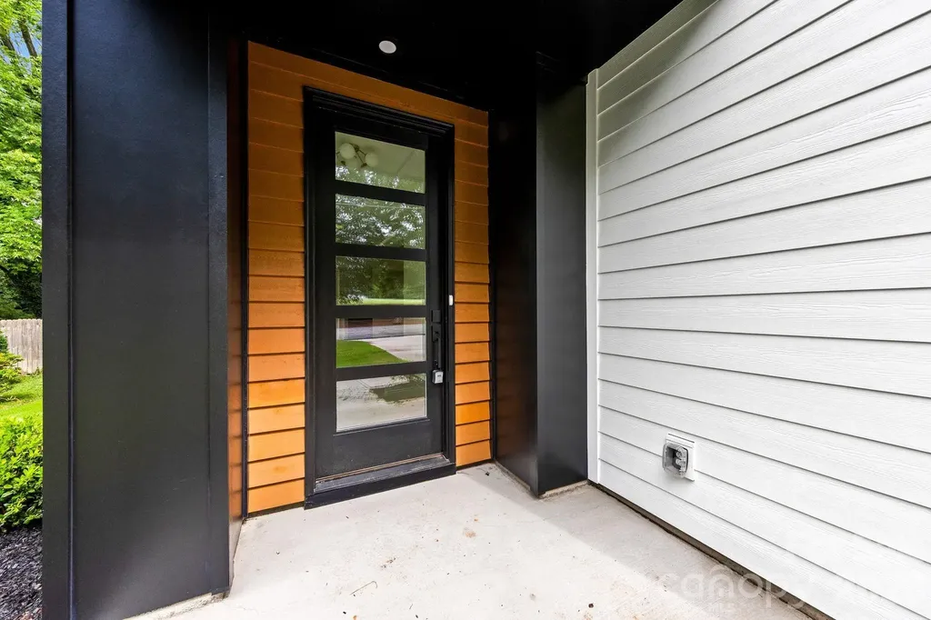2757 Parkway Avenue Charlotte NC 28208