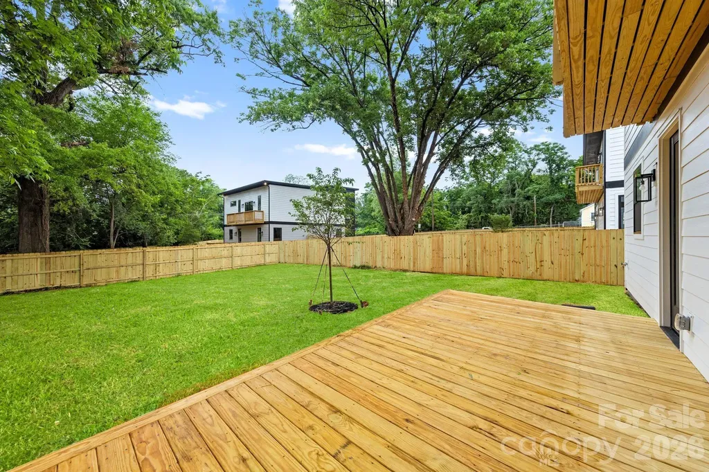 2757 Parkway Avenue Charlotte NC 28208