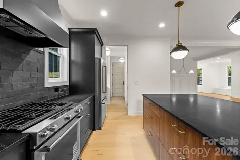 2757 Parkway Avenue Charlotte NC 28208