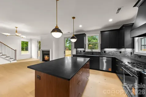 2757 Parkway Avenue Charlotte NC 28208