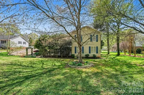 140 Eastwood Drive Statesville NC 28625