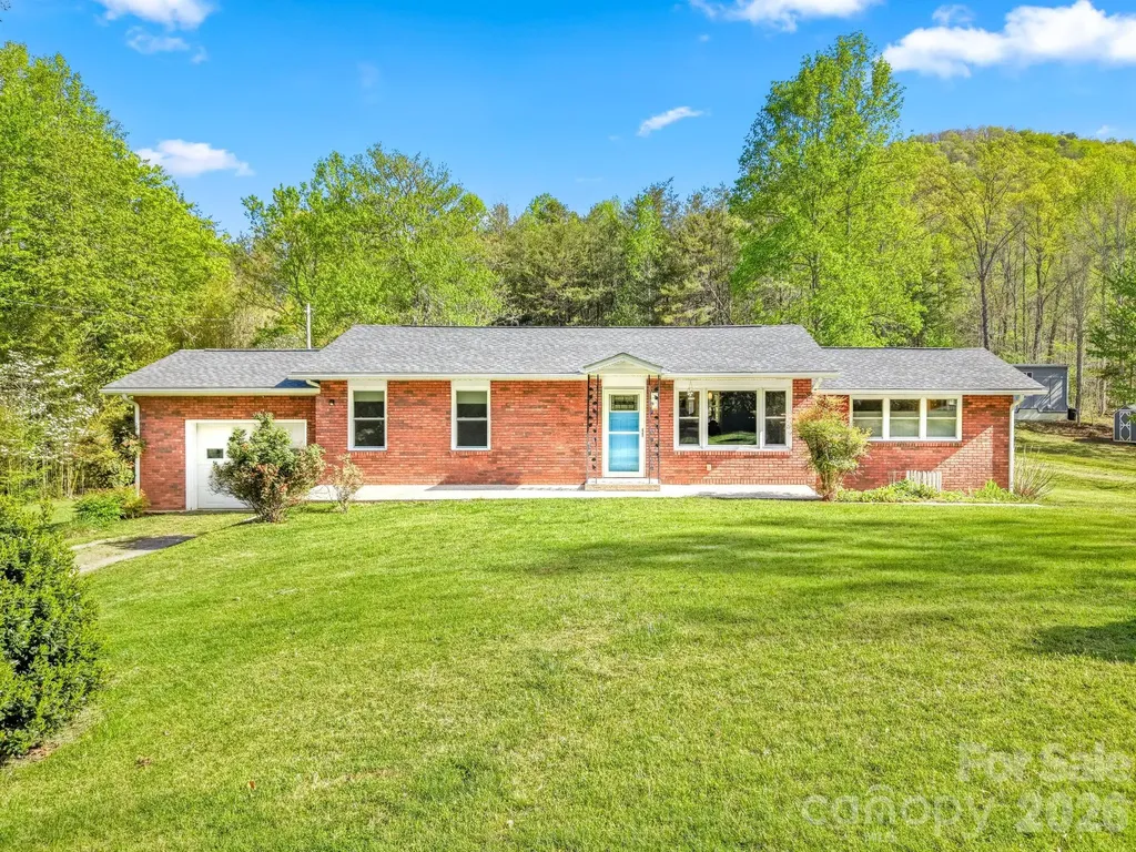 154 Cactus Lane Franklin NC 28734