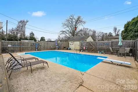 7 Stowe Street Lowell NC 28098