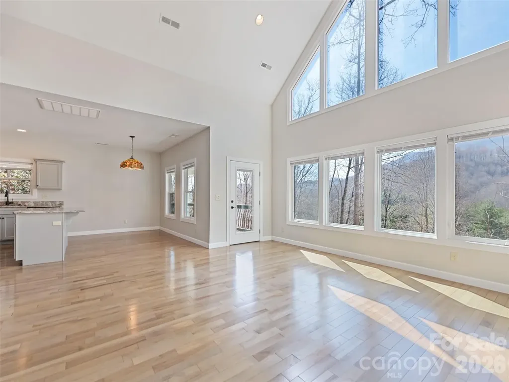 132 Fields Drive Waynesville NC 28785