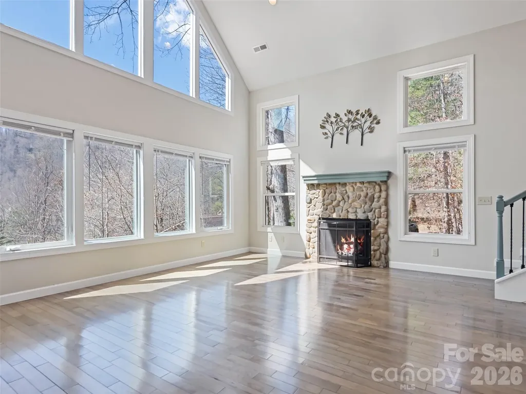 132 Fields Drive Waynesville NC 28785