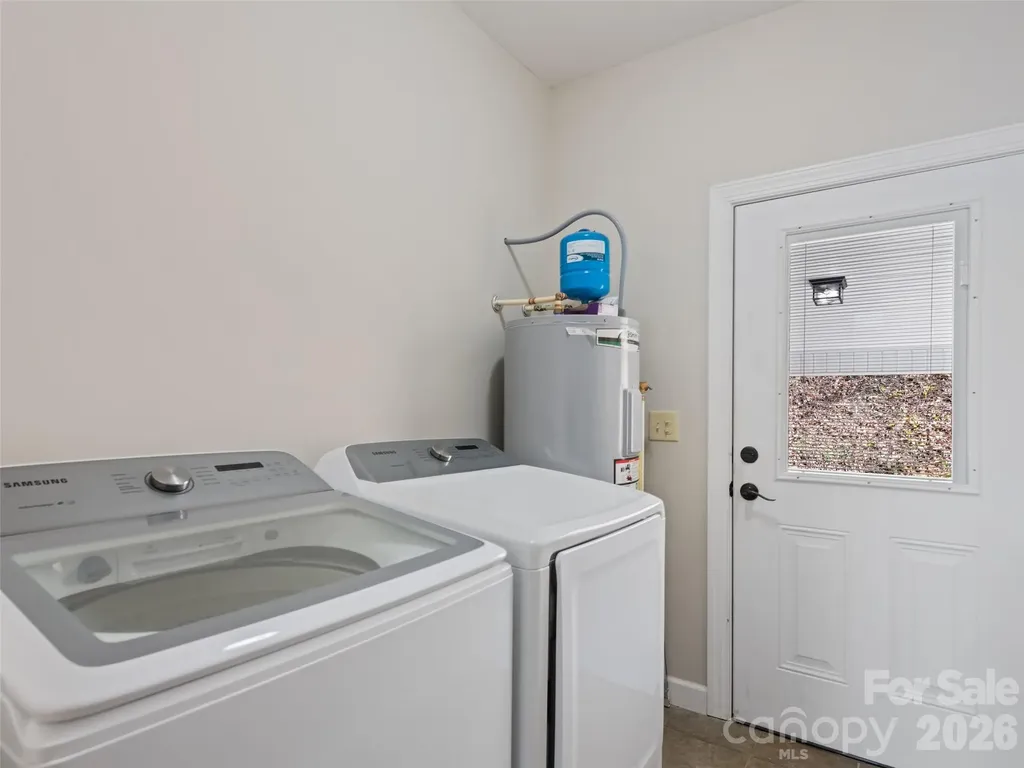 132 Fields Drive Waynesville NC 28785