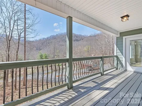 132 Fields Drive Waynesville NC 28785
