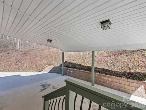 132 Fields Drive Waynesville NC 28785