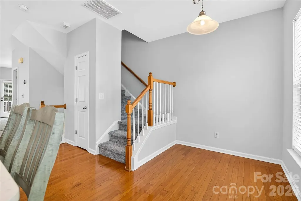 2009 Cambridge Beltway Drive Charlotte NC 28273