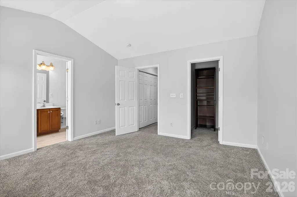 2009 Cambridge Beltway Drive Charlotte NC 28273