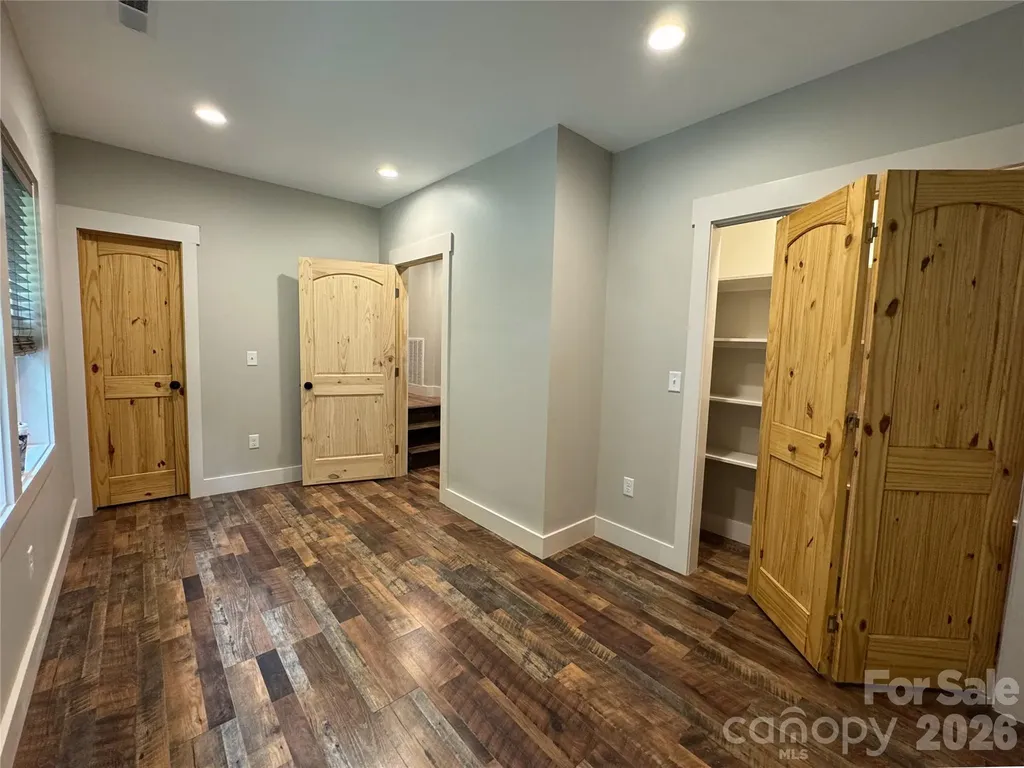 522 Brandon Road Black Mountain NC 28711