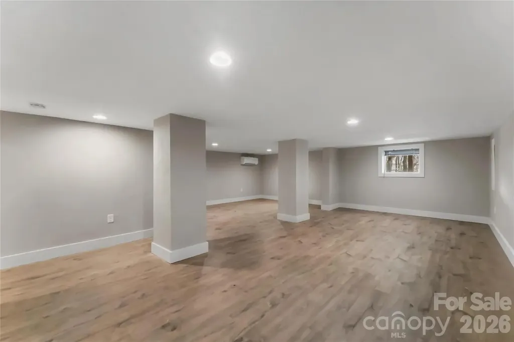 522 Brandon Road Black Mountain NC 28711