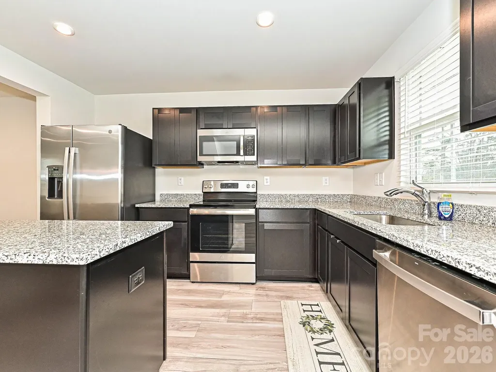 2037 Langer Street Charlotte NC 28214