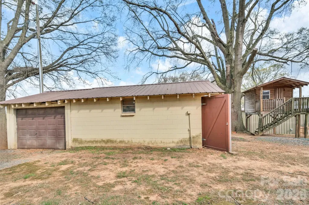 1524 Old Lawyers Road Marshville NC 28103