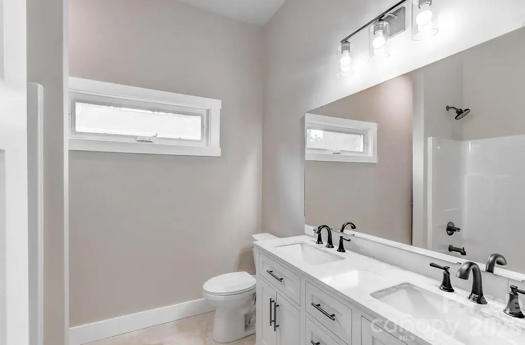 127 Northbend Drive Asheville NC 28804
