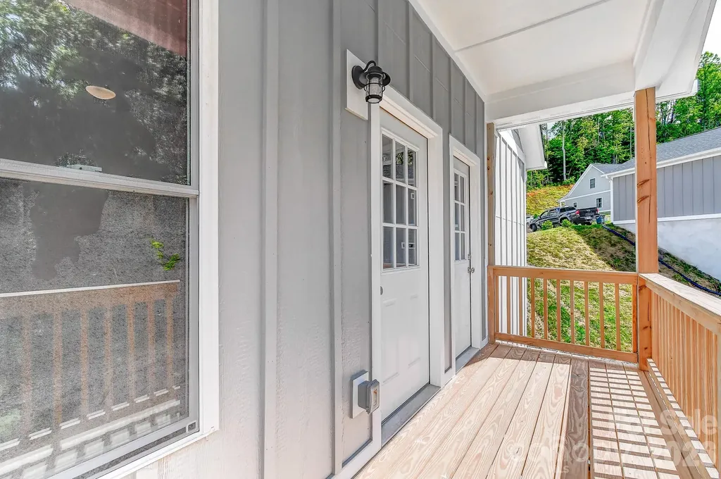 127 Northbend Drive Asheville NC 28804