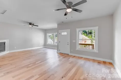 127 Northbend Drive Asheville NC 28804