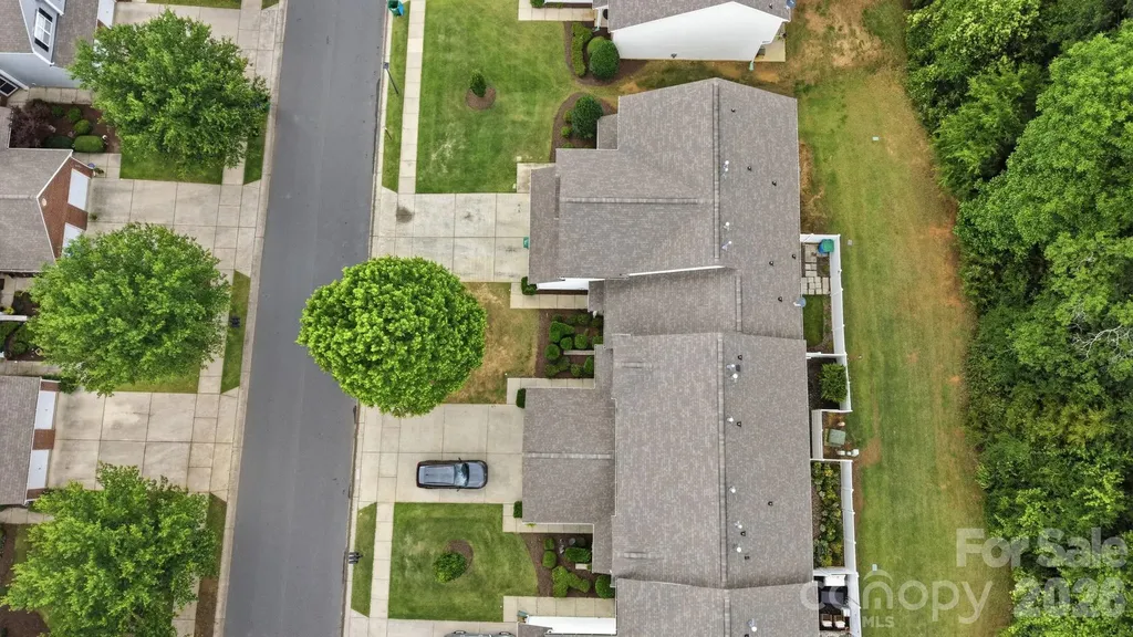 12429 Stratfield Place Circle Pineville NC 28134