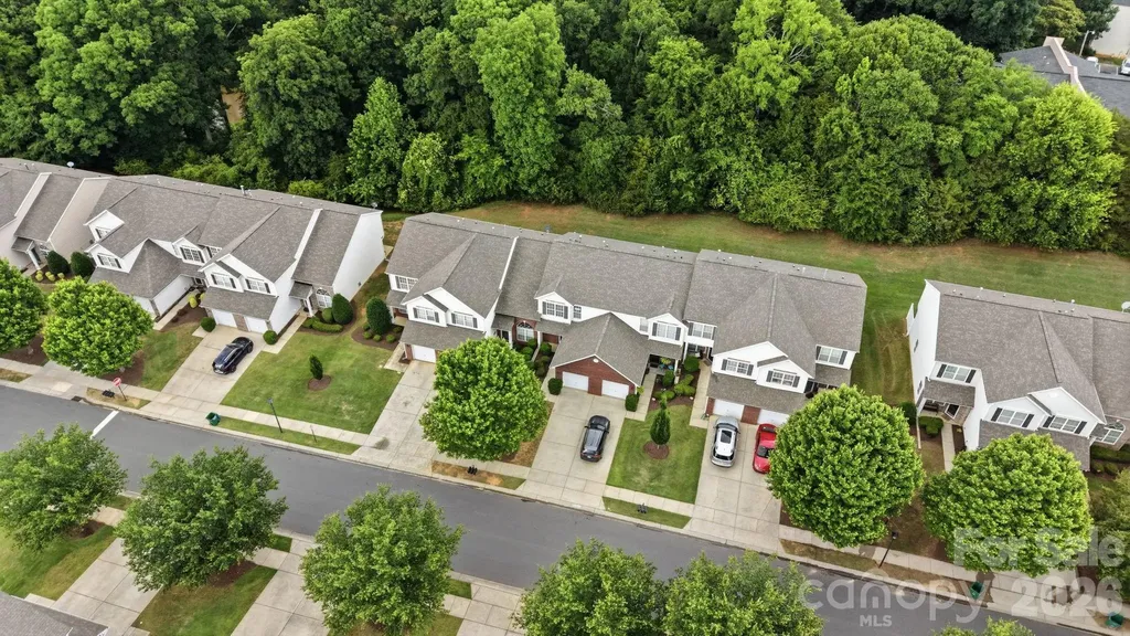 12429 Stratfield Place Circle Pineville NC 28134