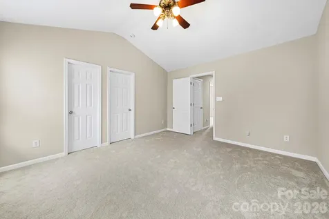12429 Stratfield Place Circle Pineville NC 28134