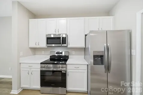 12429 Stratfield Place Circle Pineville NC 28134