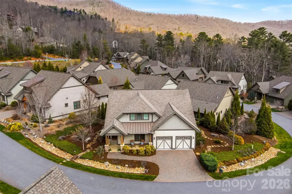 30 Stills Creek Loop Fairview NC 28730
