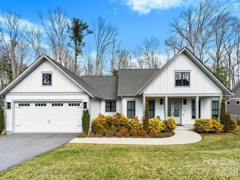 215 Lindsey Farm Drive Flat Rock NC 28731