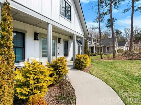 215 Lindsey Farm Drive Flat Rock NC 28731