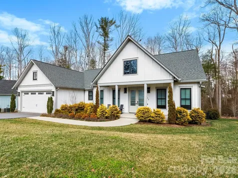 215 Lindsey Farm Drive Flat Rock NC 28731