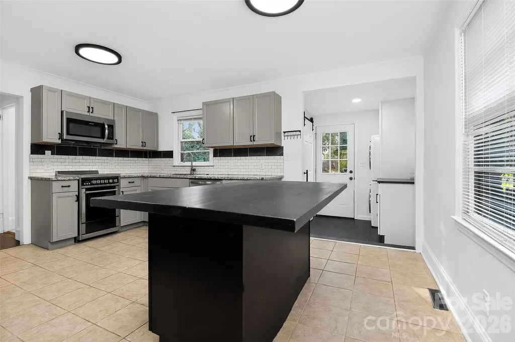 2642 Rachel Street Charlotte NC 28206