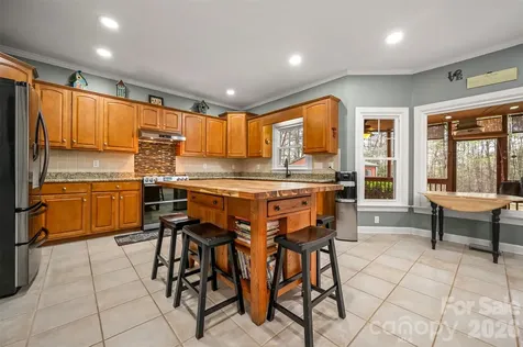 391 Chisholm Trail Rutherfordton NC 28139