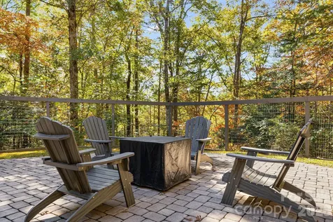 16 Caddis Court Marshall NC 28753