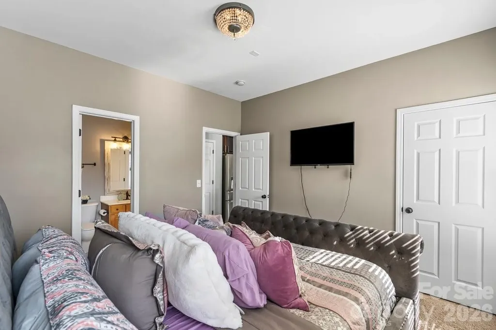 11413 Mangla Drive Charlotte NC 28214