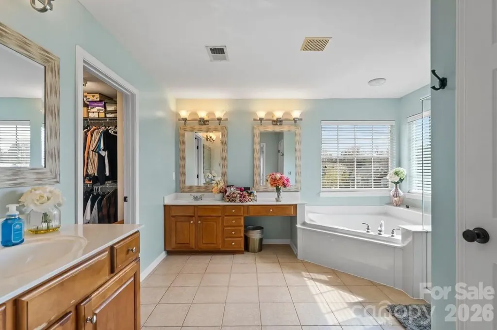 11413 Mangla Drive Charlotte NC 28214