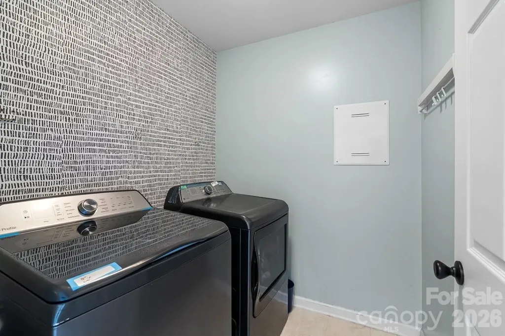 11413 Mangla Drive Charlotte NC 28214