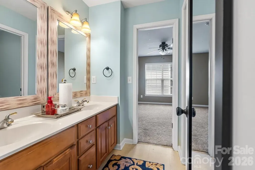11413 Mangla Drive Charlotte NC 28214