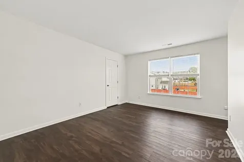 10525 Dominion Village Drive Charlotte NC 28269