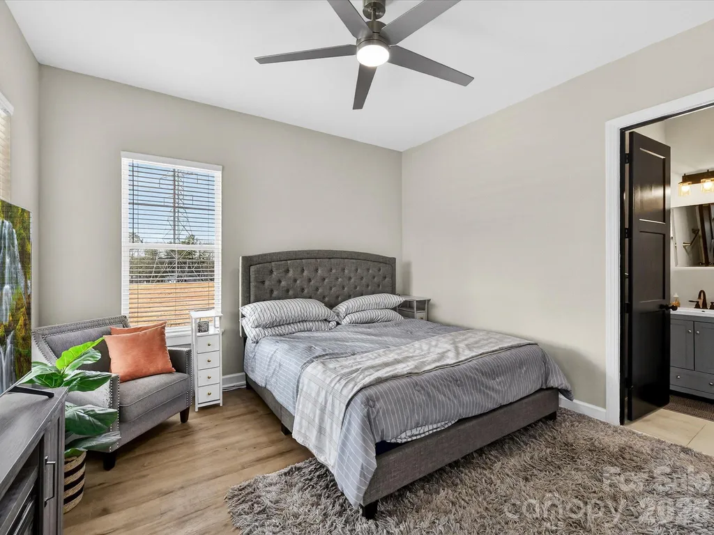 4987 Wildlife Lane Sherrills Ford NC 28673
