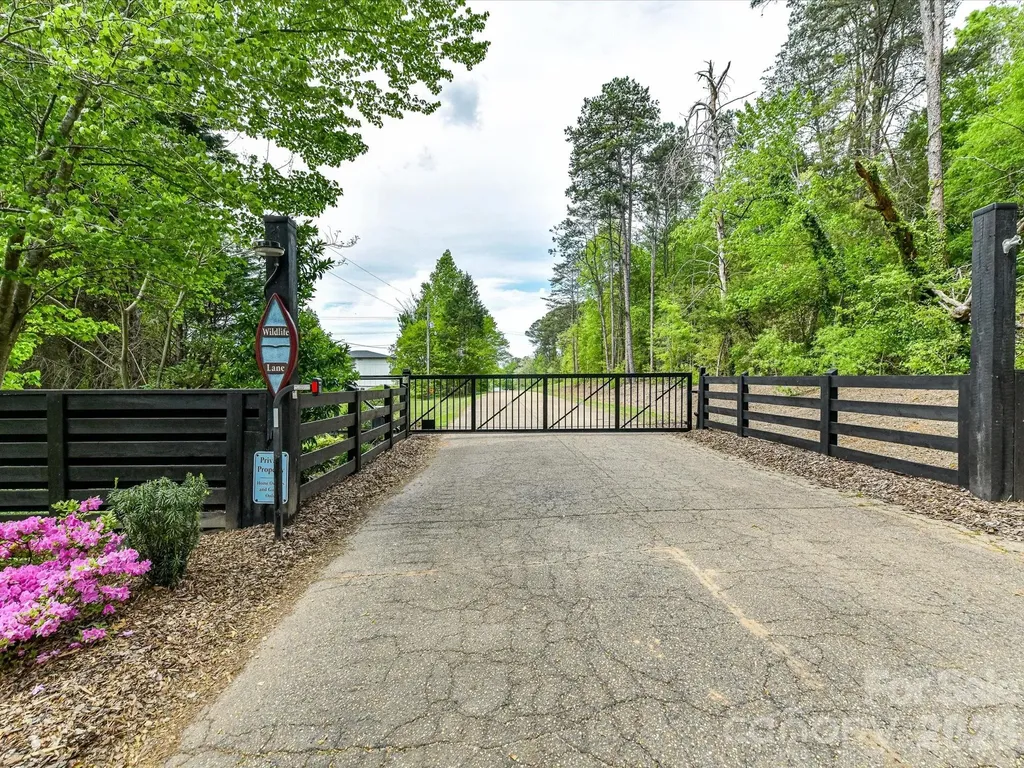 4987 Wildlife Lane Sherrills Ford NC 28673