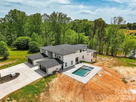 4987 Wildlife Lane Sherrills Ford NC 28673