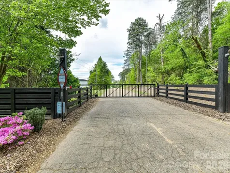 4987 Wildlife Lane Sherrills Ford NC 28673