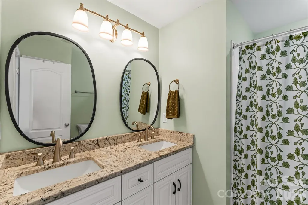 343 Hurston Circle Charlotte NC 28208