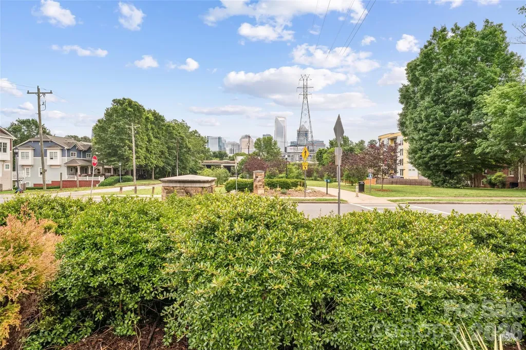343 Hurston Circle Charlotte NC 28208