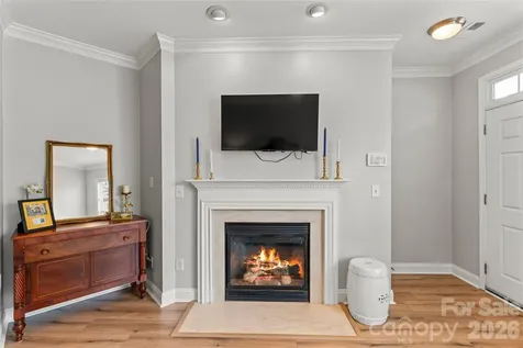 343 Hurston Circle Charlotte NC 28208