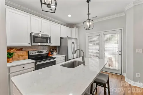 343 Hurston Circle Charlotte NC 28208