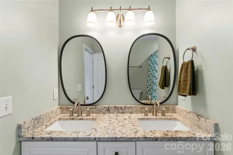 343 Hurston Circle Charlotte NC 28208