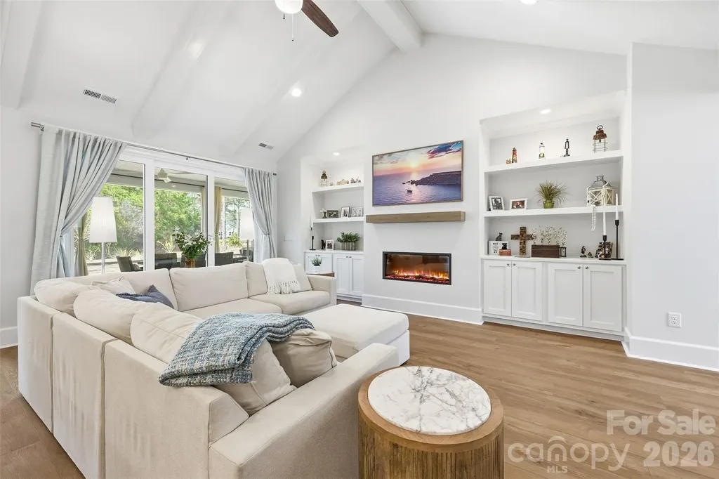 1064 SW Mayfair Way Sunset Beach NC 28468