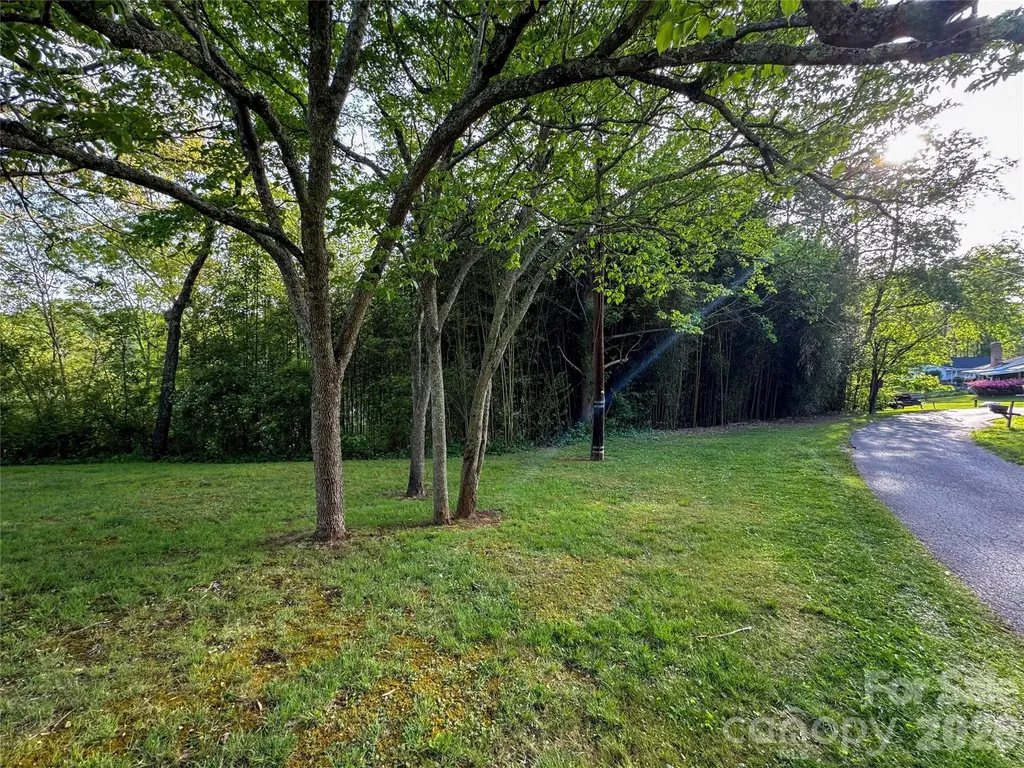 70 Winchester Drive Waynesville NC 28785